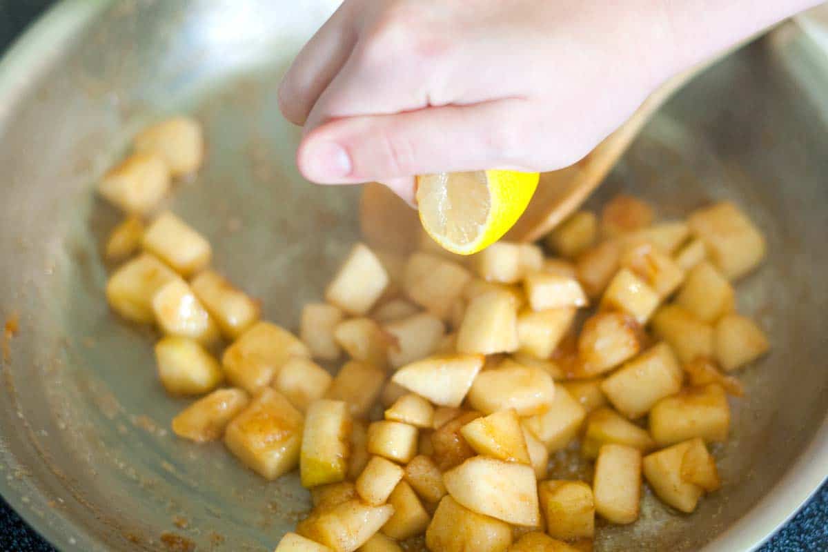 Making the apple filling