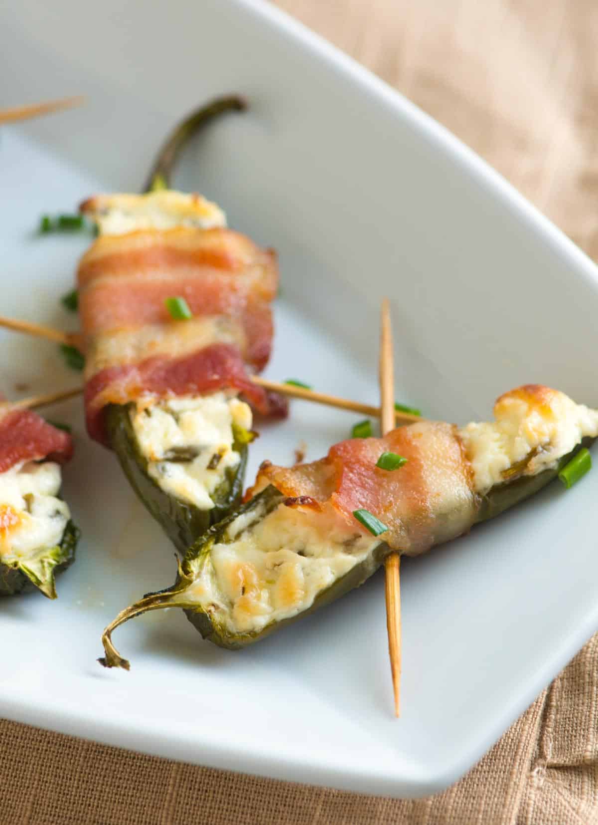 Easy Bacon Wrapped Jalapeno Poppers