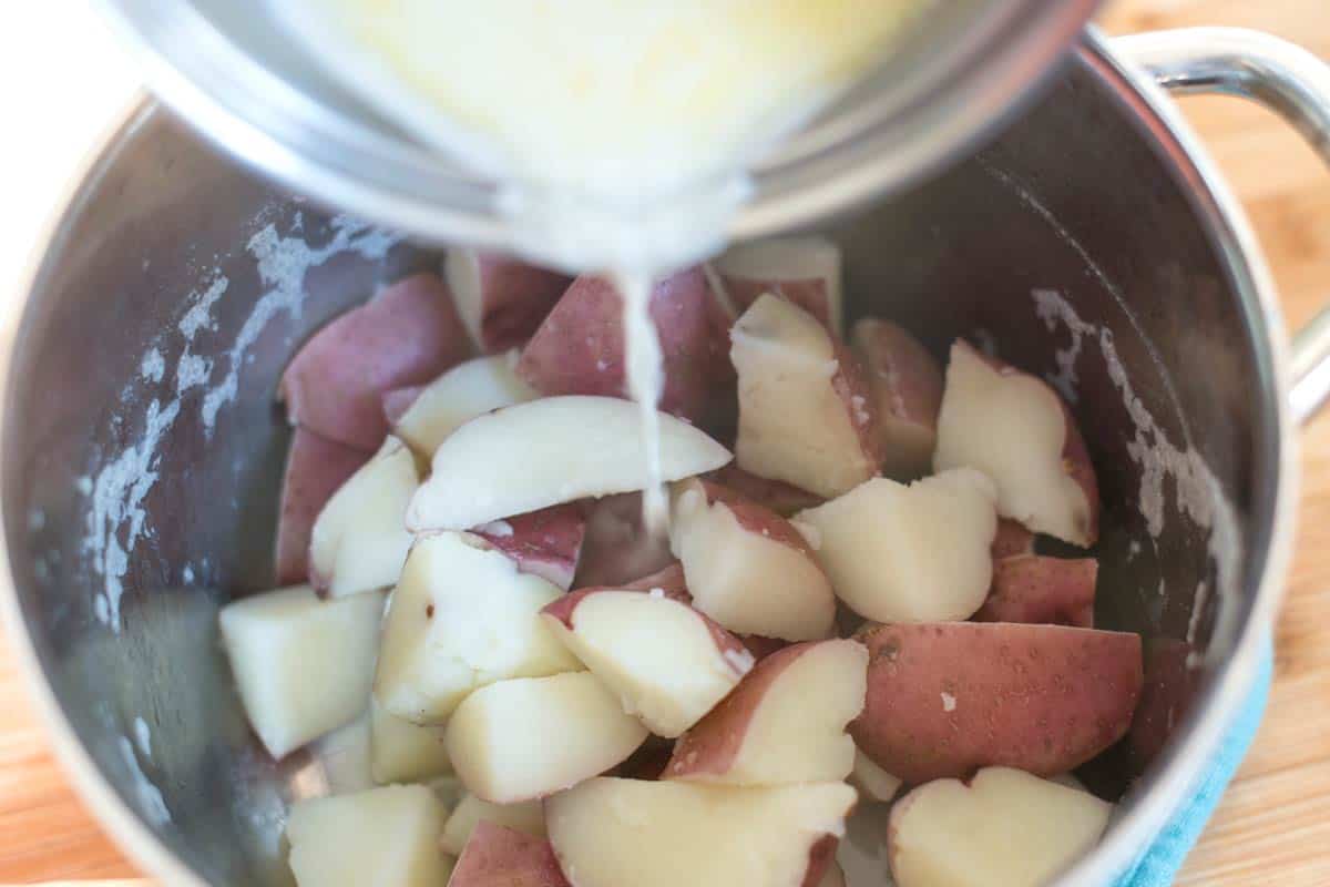 Adding butter, milk (or stock) to potatoes