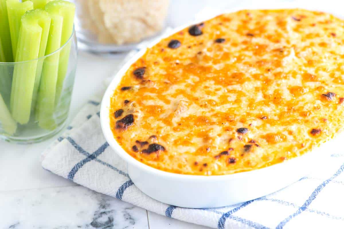 Baked Buffalo Chicken Dip