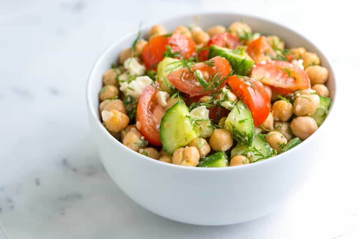 Easy Chickpea Salad with Lemon and Dill Easy Chickpea Salad with Lemon and Dill