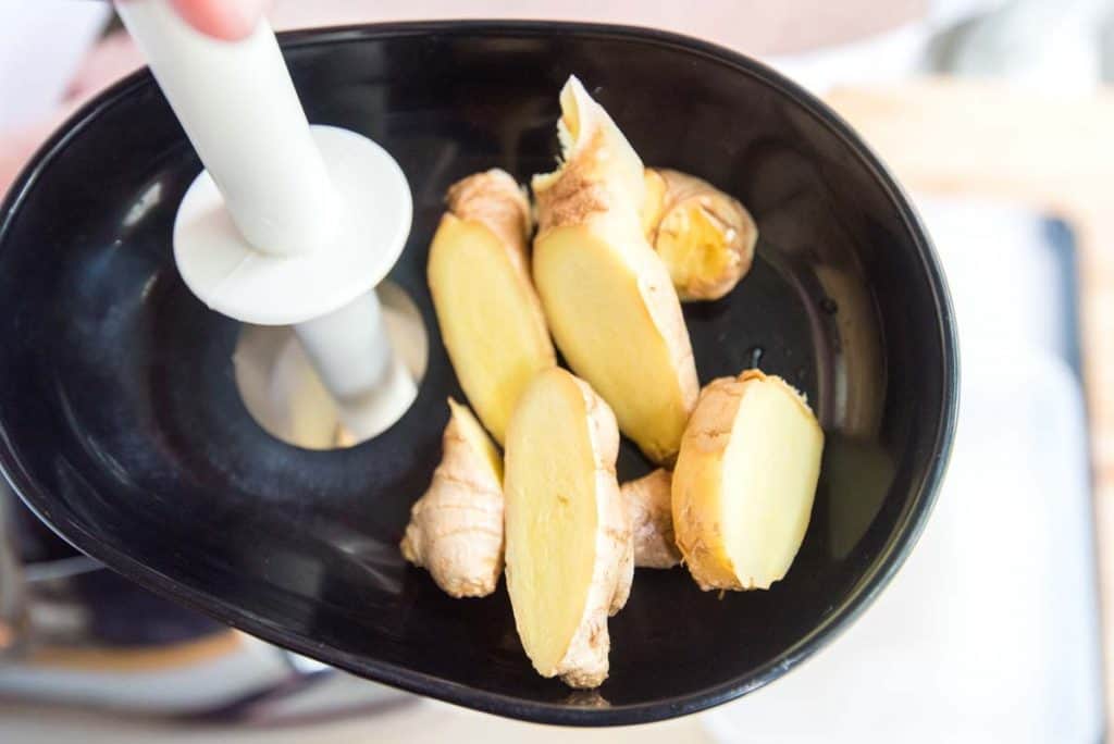Juicing ginger for shots