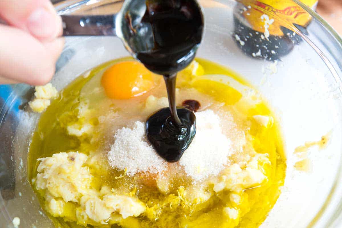 Mixing the wet ingredients