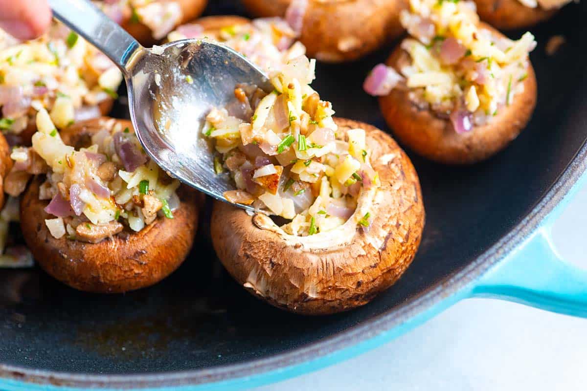 Stuffing mushroom caps