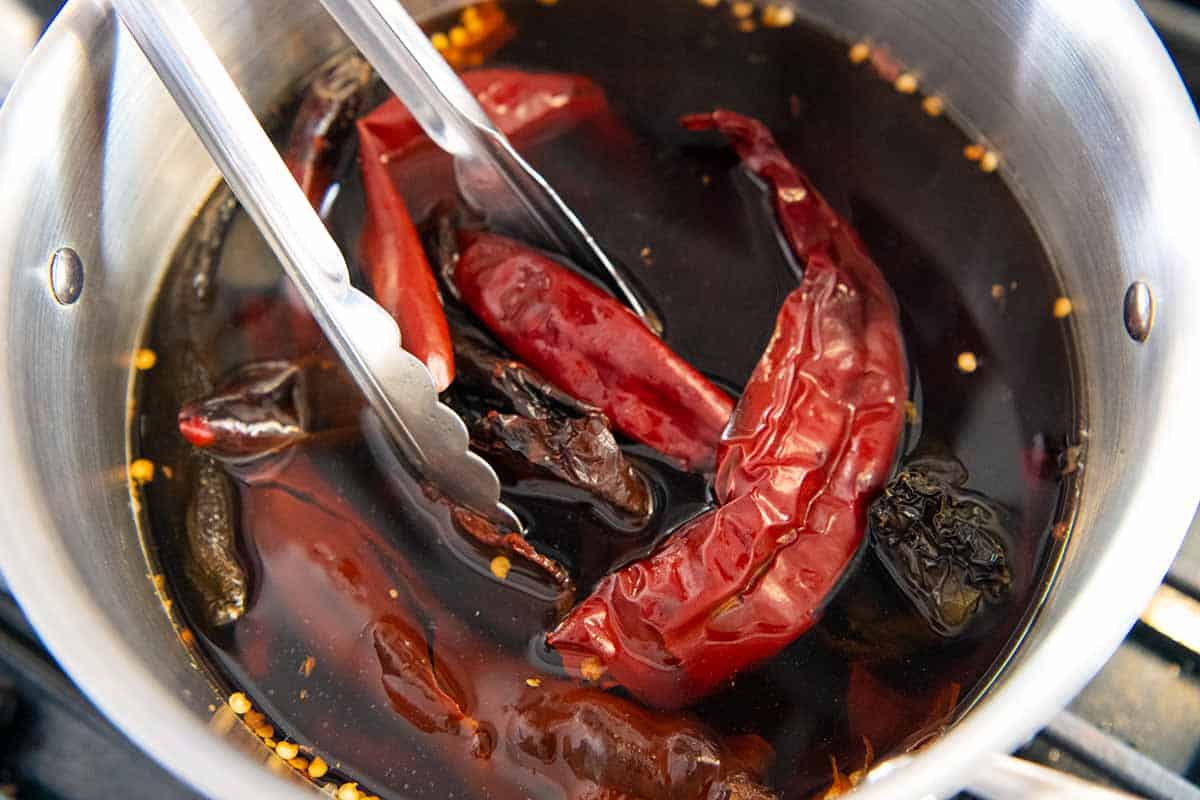Rehydrating chili peppers
