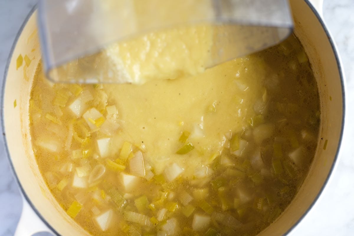 Blending half of the potato and leek soup