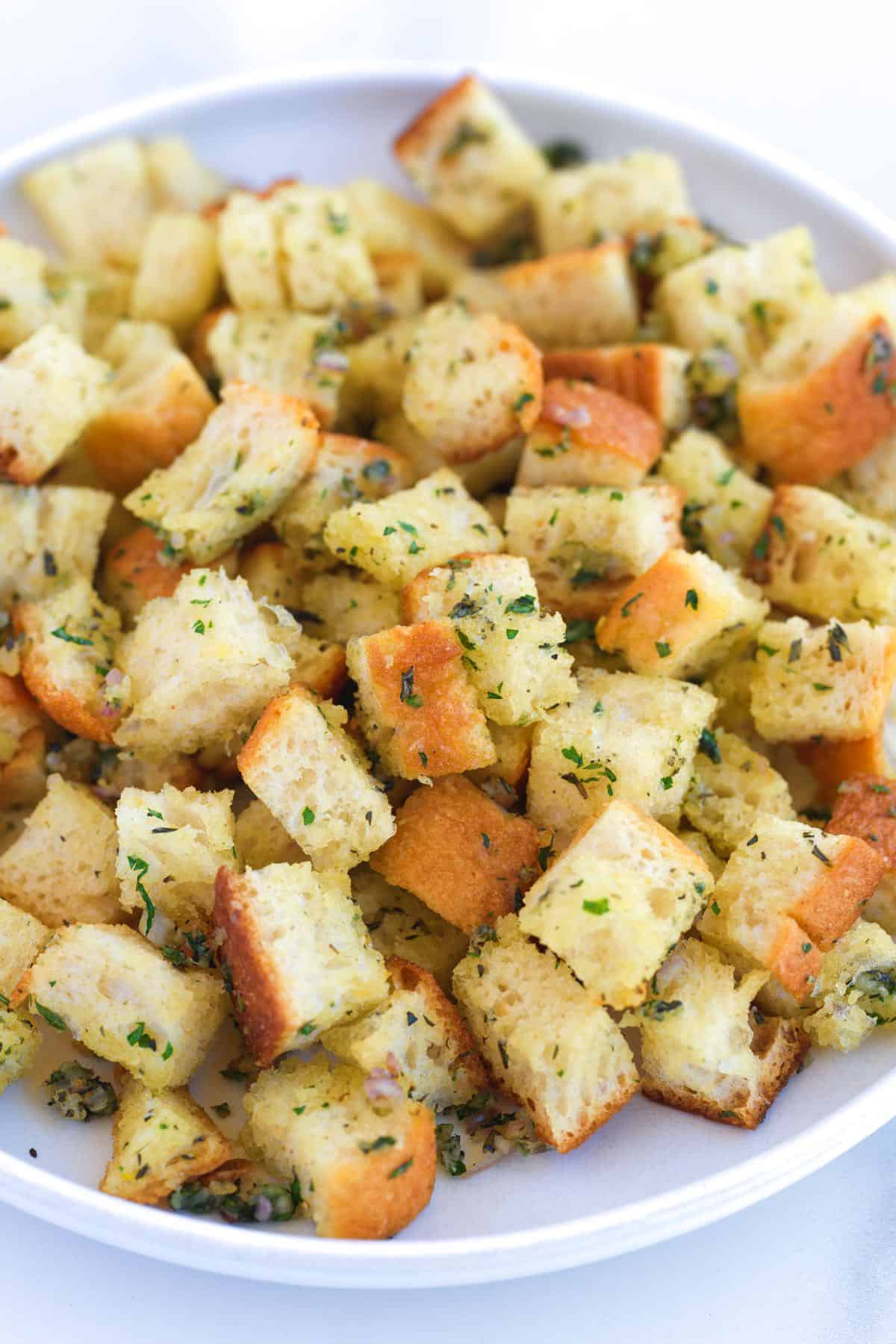 Homemade Garlic Croutons