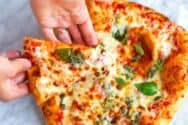 Easy Margherita Pizza
