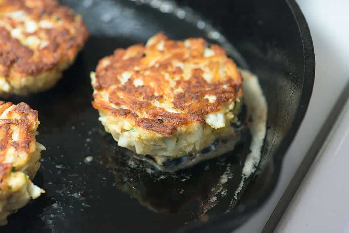 Cooking Crab Cakes in a Skillet