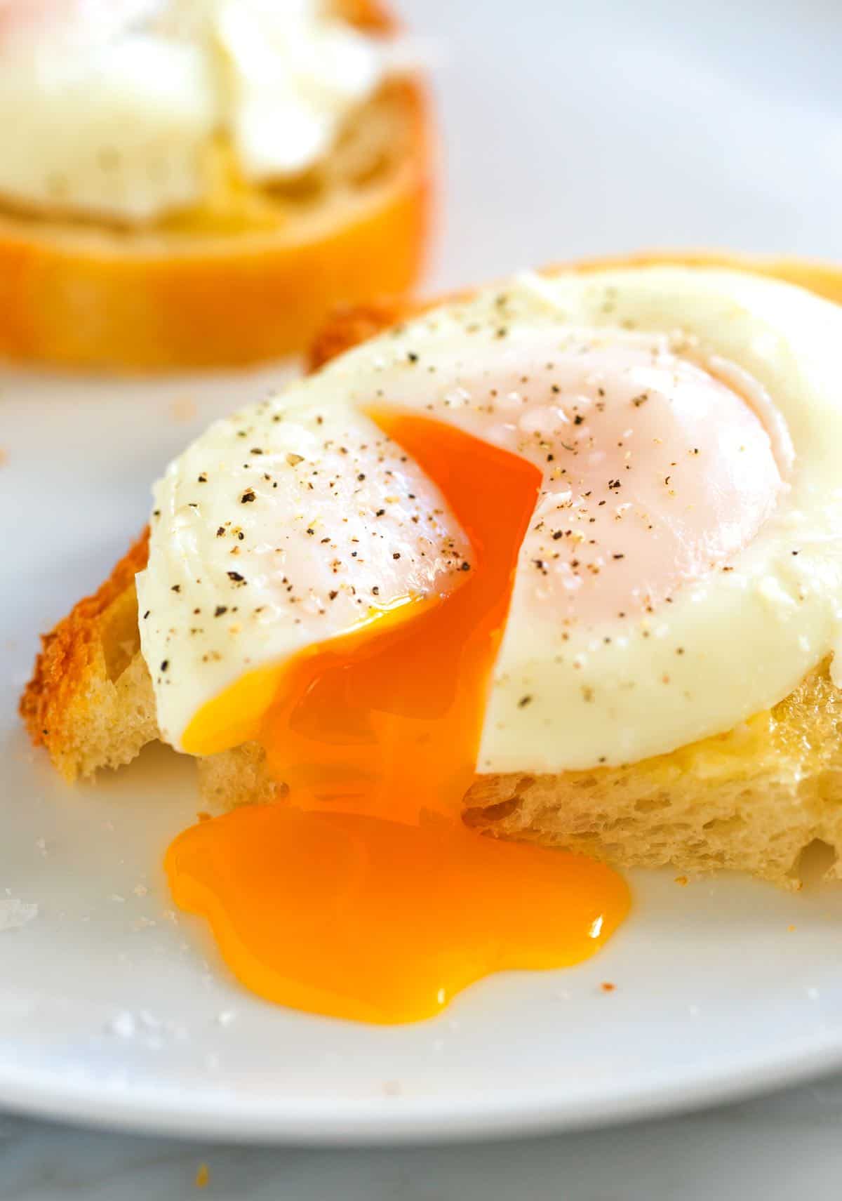 Poached Eggs with runny yolks