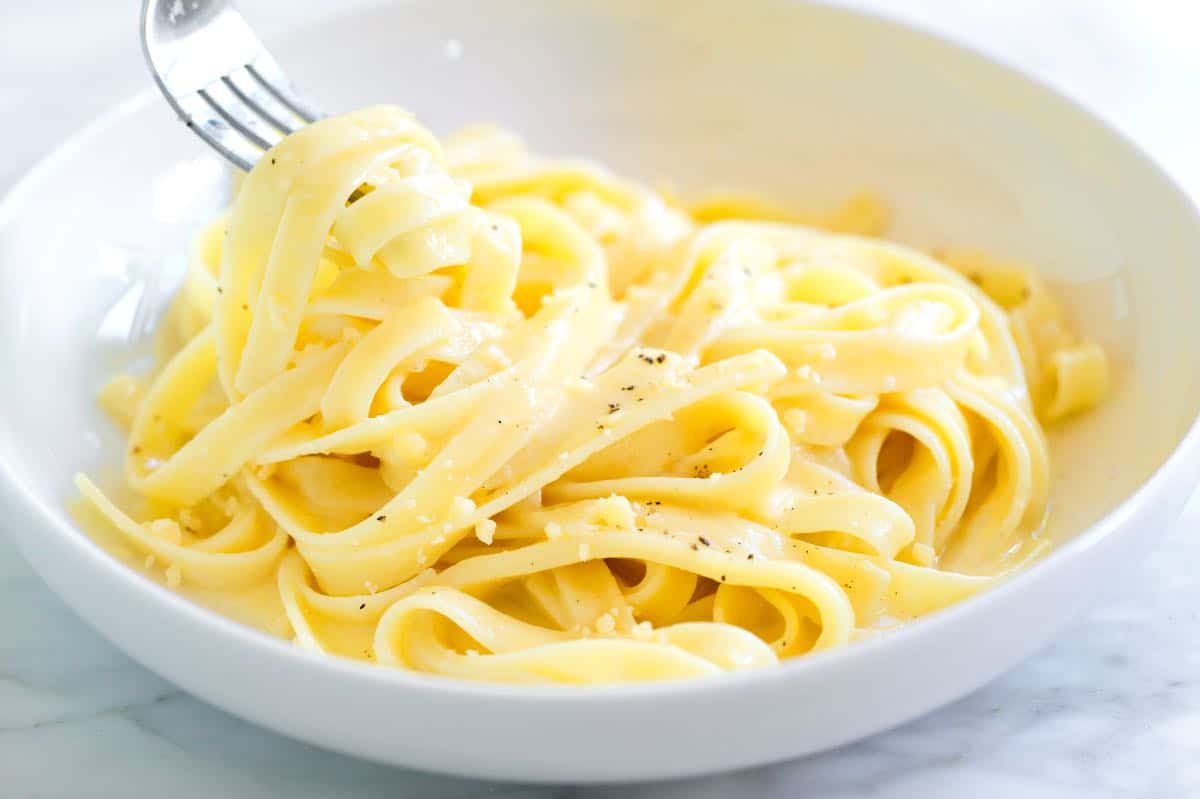 Easy Fettuccine Alfredo