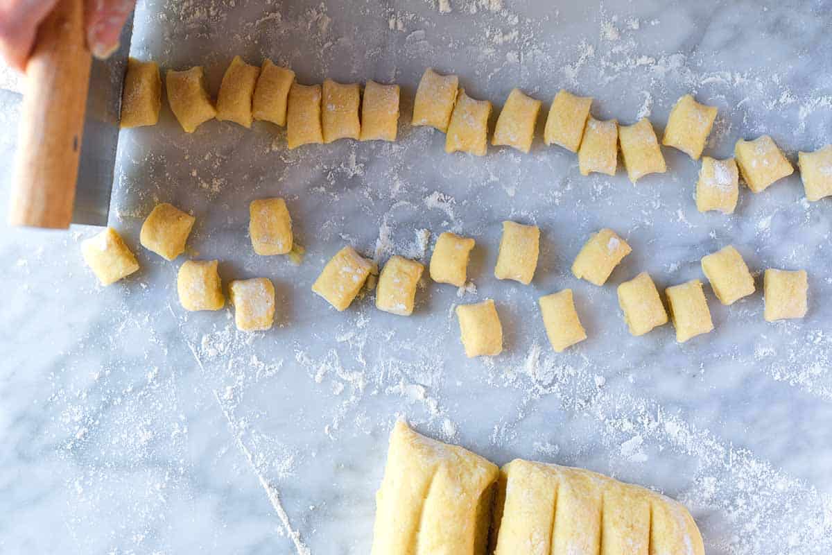 Cutting the dumplings
