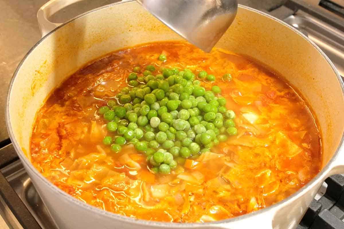 Adding frozen peas to vegetable soup