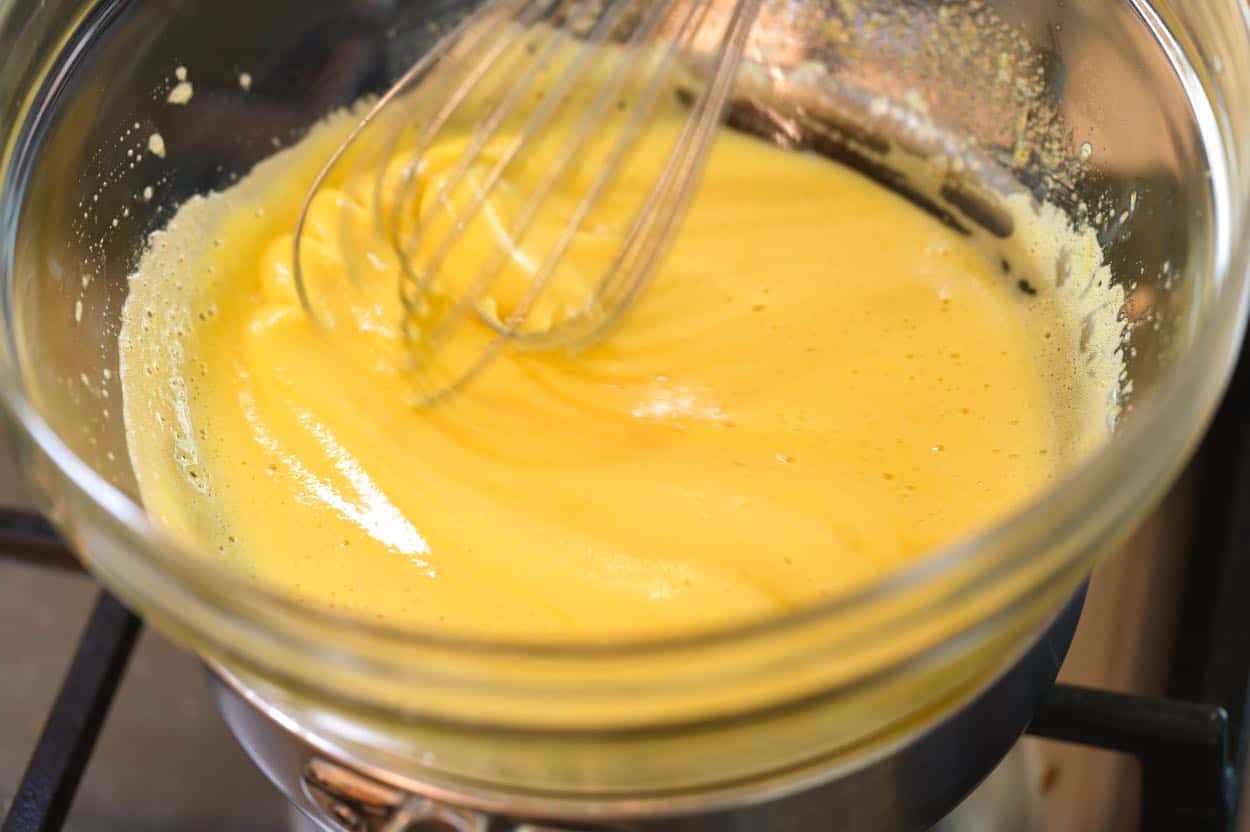 Cooking Zabaglione using a double boiler