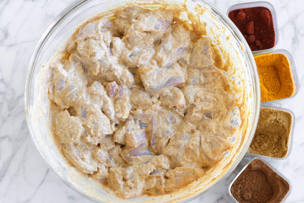 Yogurt marinade for chicken tikka masala